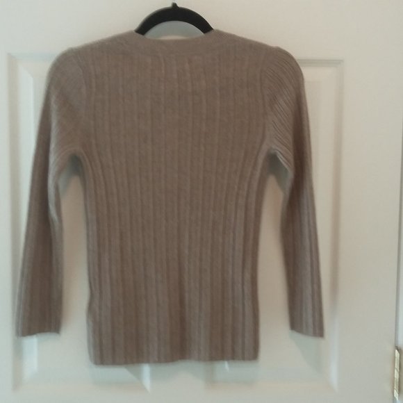 H&M Cashmere Sweater - Picture 6 of 7